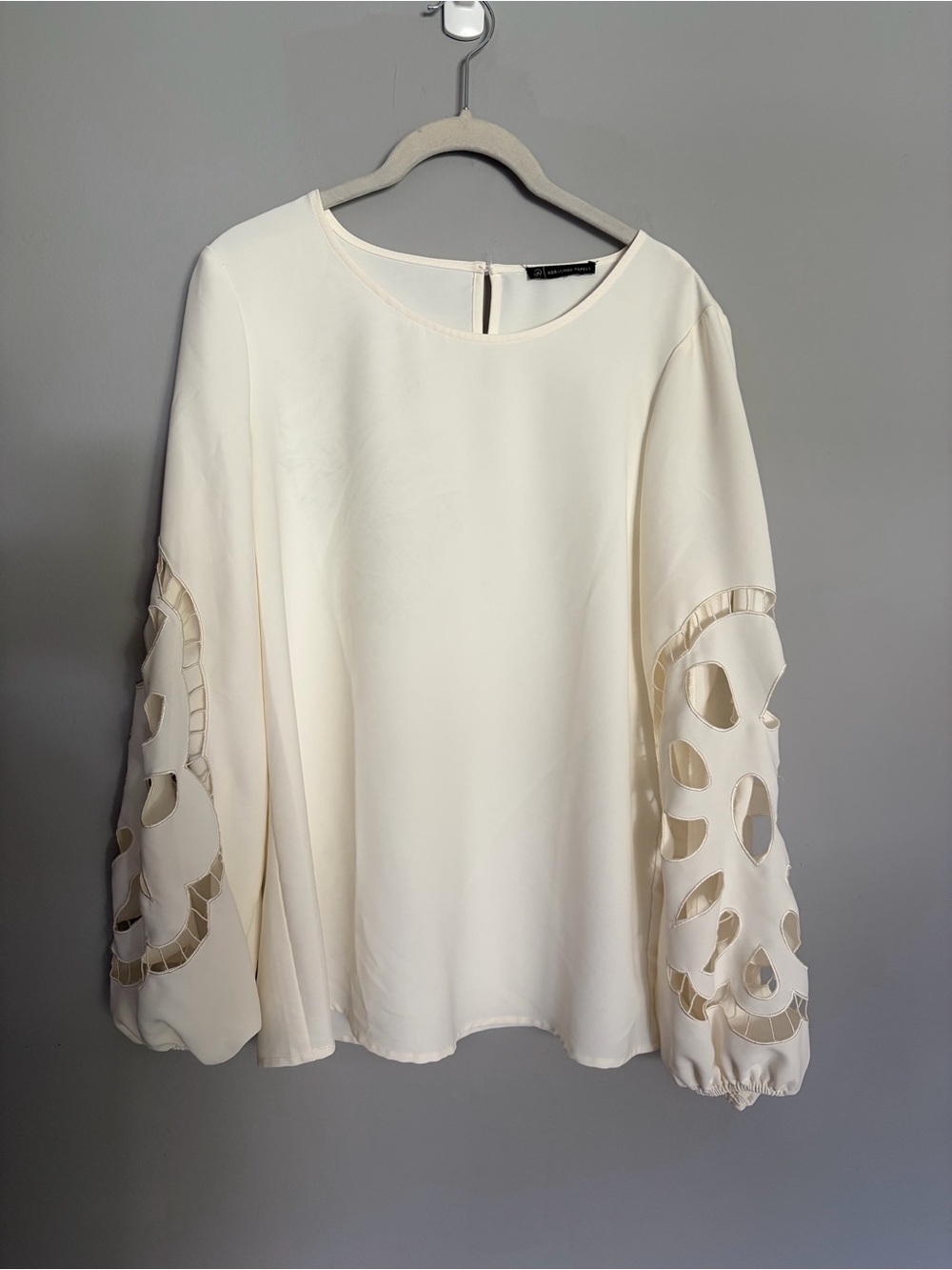 Adrianna Papell Top Size L Ivory Balloon Cutout Sleeve Feminine Romantic Blouse